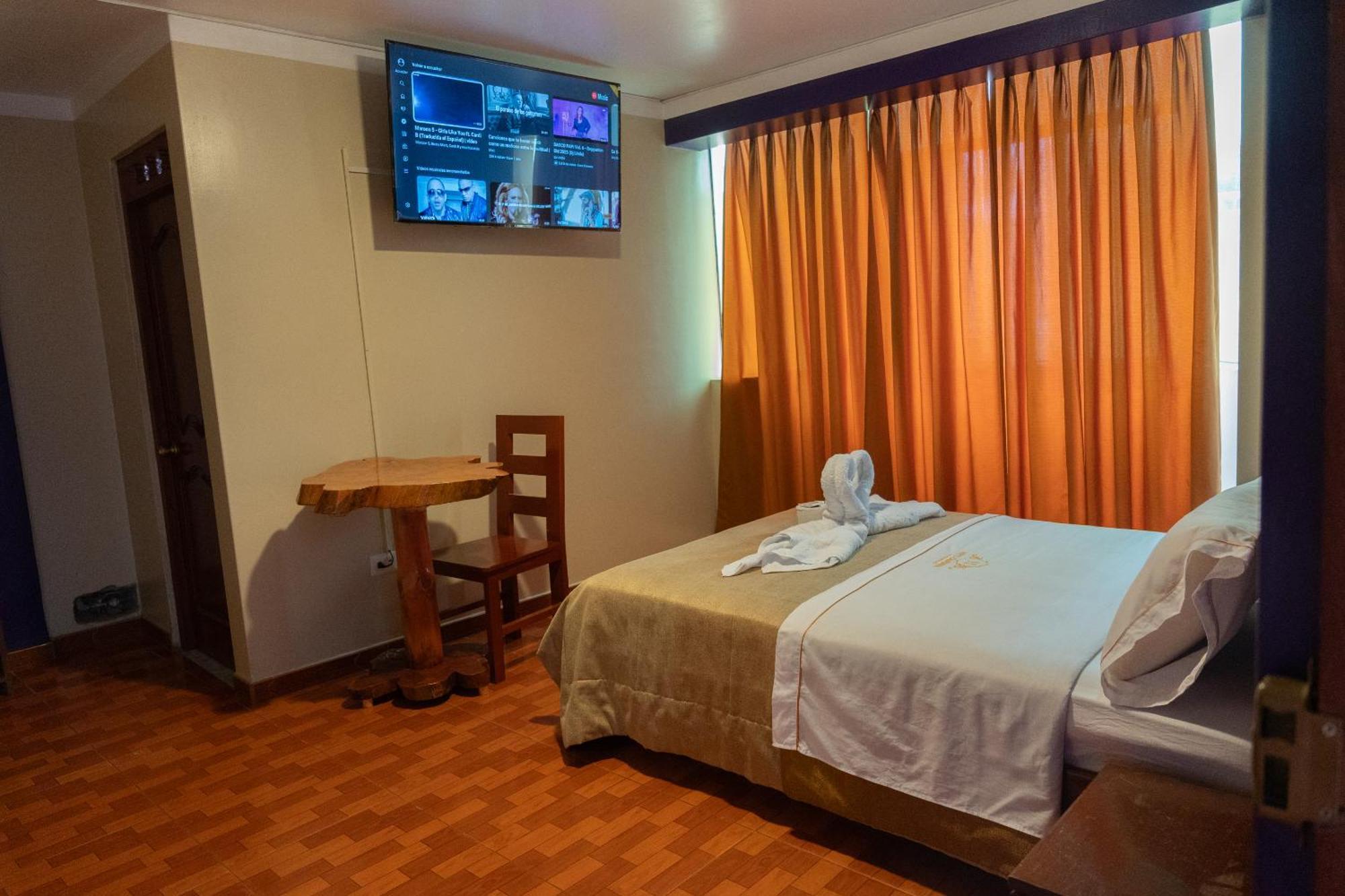 Hotel California Chachapoyas Extérieur photo